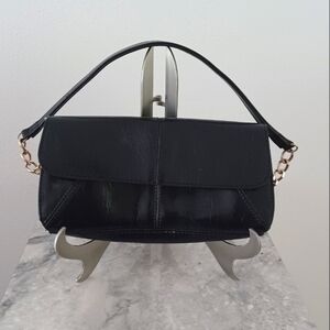Liz Claiborne black beauty! versatile handbag